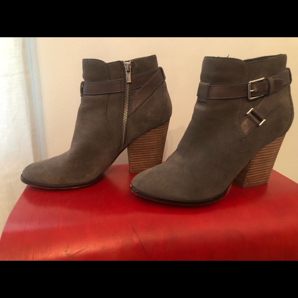 Cole Haan 🔺 Suede 🔻 Ankle Boots  🥾